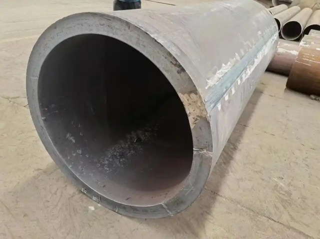 东河30CrMo大口径无缝钢管